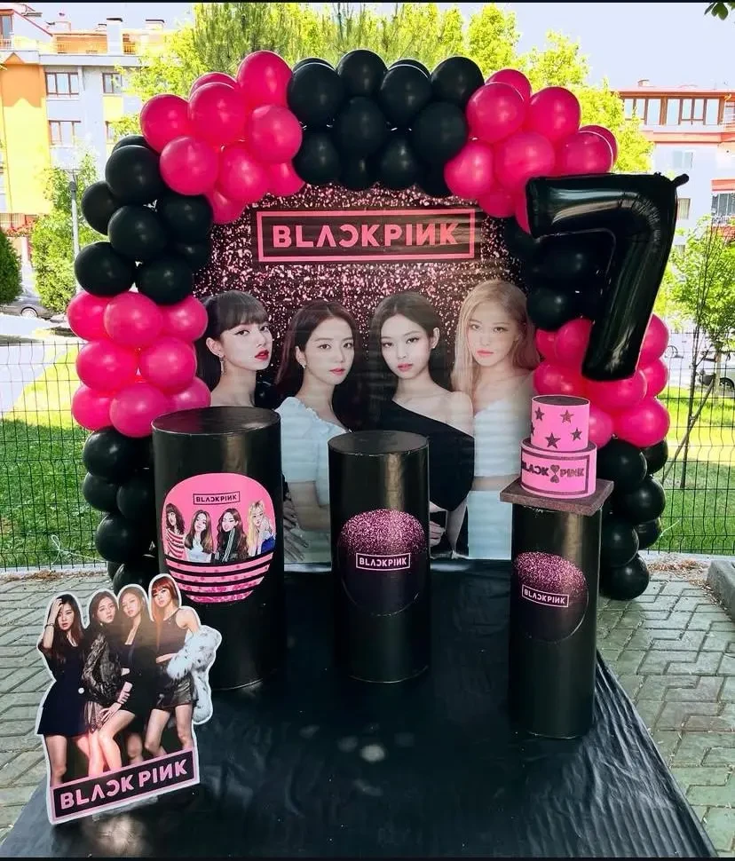 Black Pink Konsept