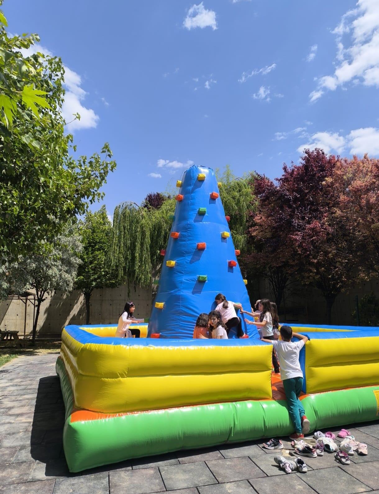 Ankara Şişme Tırmanma Duvarı Kiralama