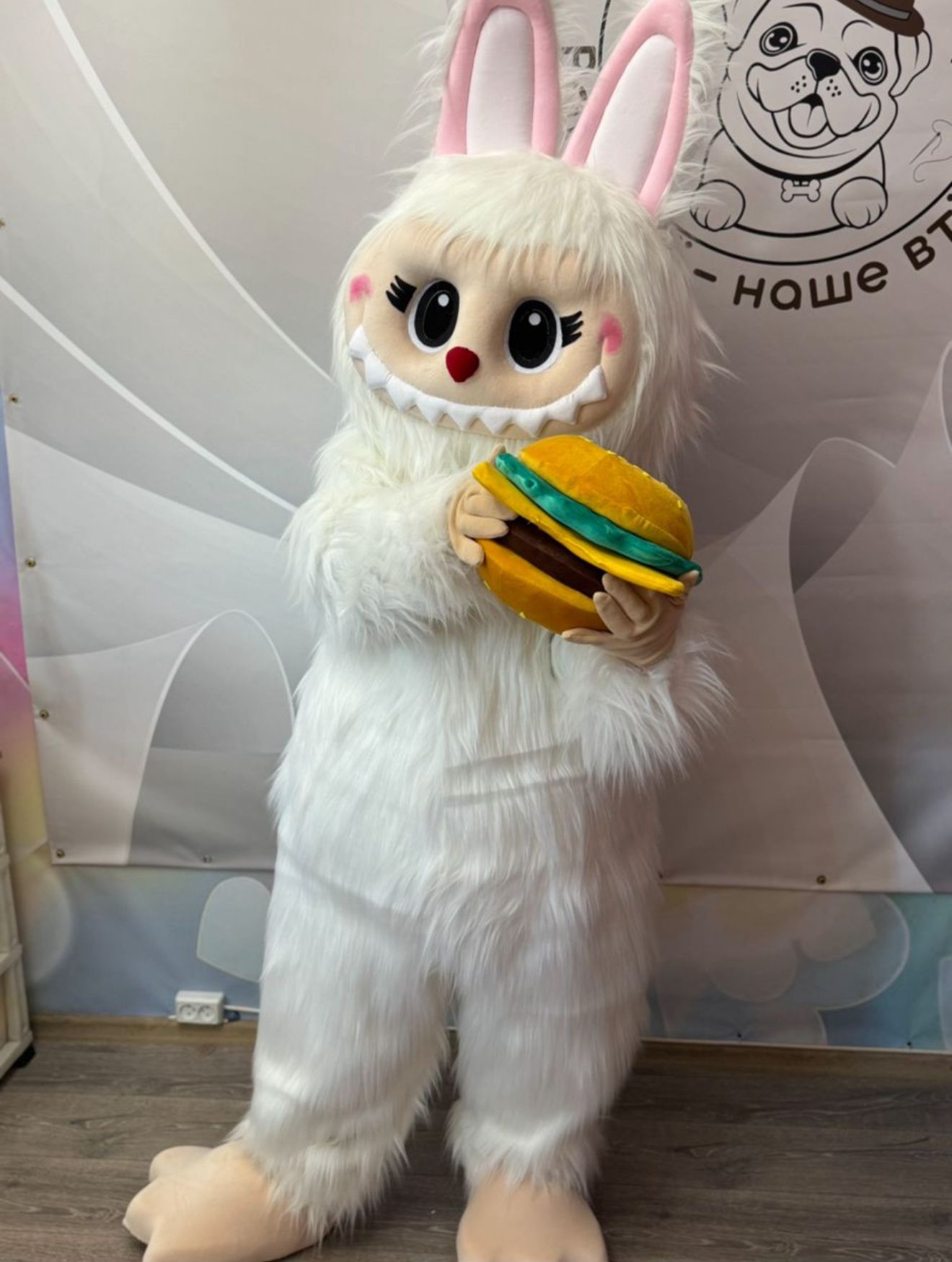 Ankara Burgerli Tavşan Canavar Maskot Kulina